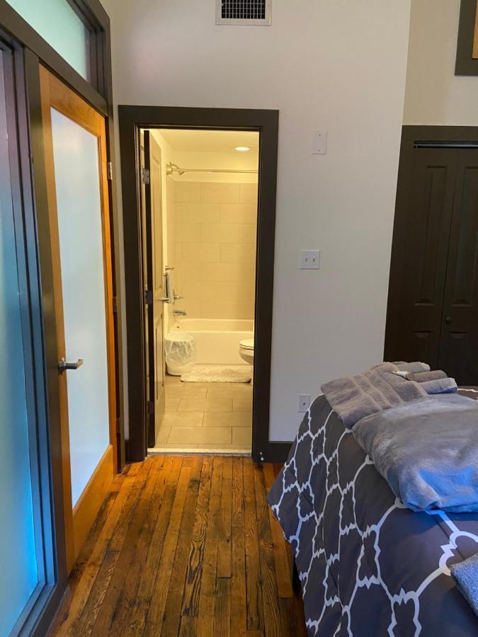 Charming 2 Bedroom Apartment Near Vcu Ричмонд Экстерьер фото