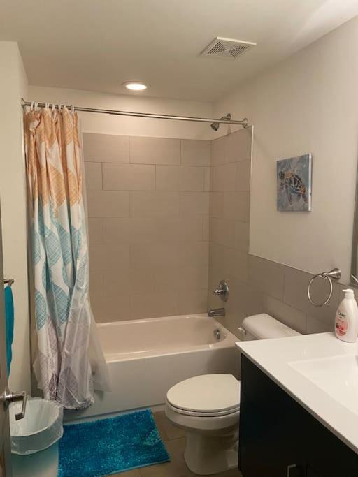 Charming 2 Bedroom Apartment Near Vcu Ричмонд Экстерьер фото