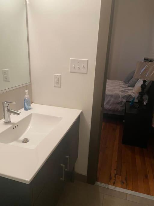 Charming 2 Bedroom Apartment Near Vcu Ричмонд Экстерьер фото