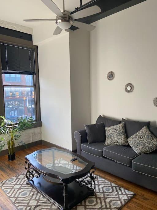 Charming 2 Bedroom Apartment Near Vcu Ричмонд Экстерьер фото